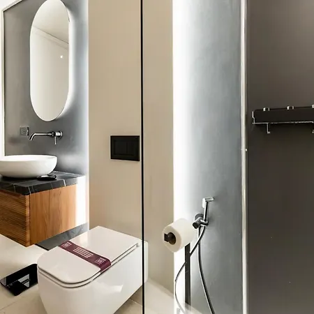 Lejlighed Tigellio - Luxury Renovated 1br Suite#3 - Historic Centre *