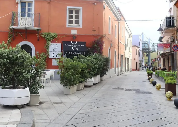 Azulis Tigellio Suite 3 Quite Renovated 1Br Apartment, Historic Centre Olbia * Olbia
